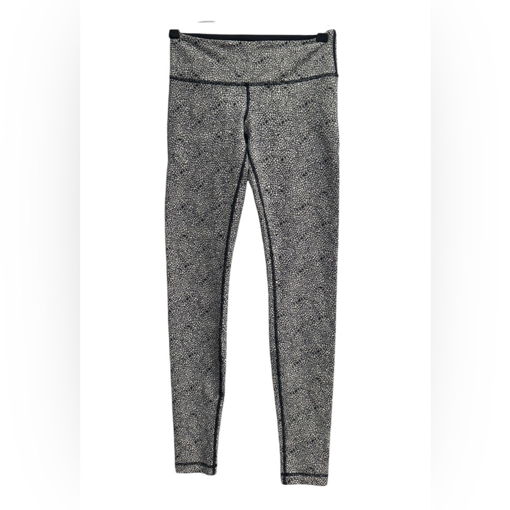 Lululemon Wunder Under Black & White Floral Leggings Size 4